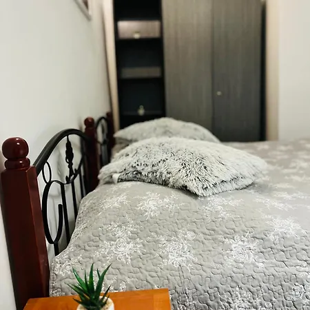 Anettlak * Szeged