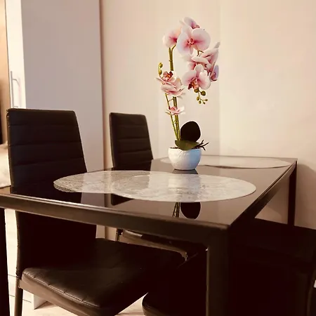 Apartment Anettlak *