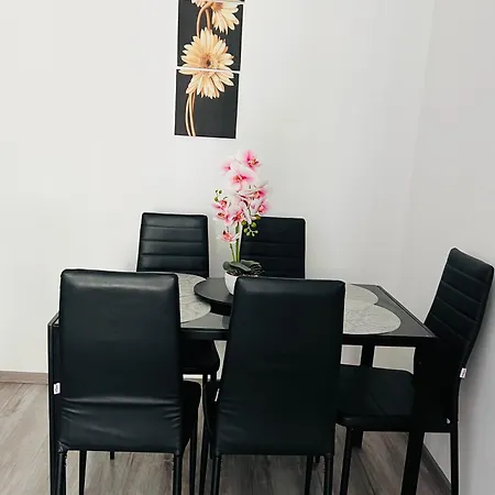Anettlak * Szeged